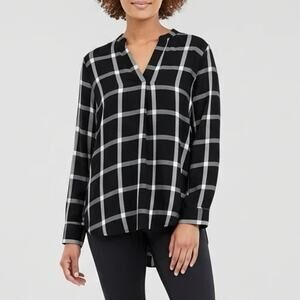 Old Navy Women’s Classic Plaid Blouse Black & White Plaid Pattern Top Size S